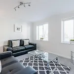 Roomspace Serviced Apartments- Regents Court